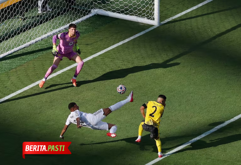 Mbappe mencetak gol indah di babak kedua yang membawa Real Madrid mengalahkan Dortmund dengan skor 3-2.